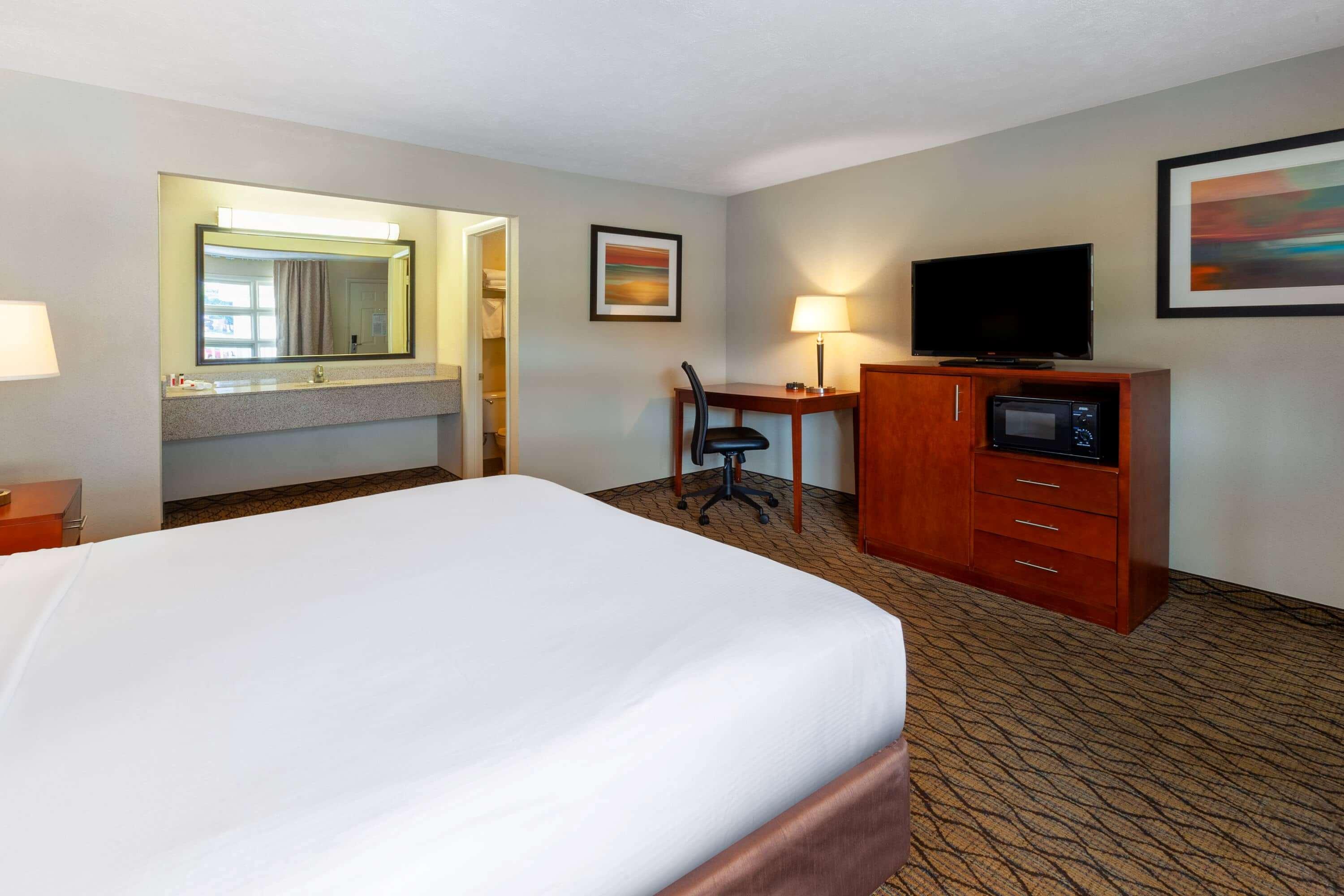 เบย์มอนต์ บาย วินด์แฮม เซนต์อิกเนซ เลกฟรอนต์ Hotel ภายนอก รูปภาพ